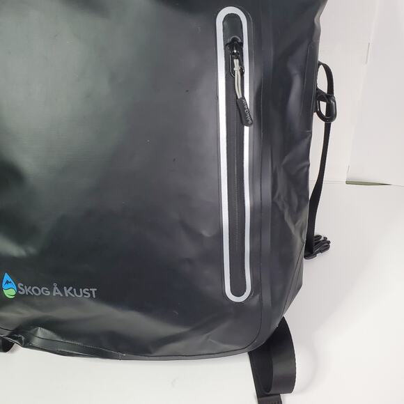 Skog Å Kust BackSak Heavy Duty Waterproof Backpack - Gear Bag 35 Liter Black - Picture 12 of 16